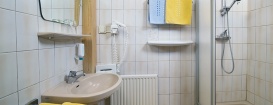 Bad Doppelzimmer